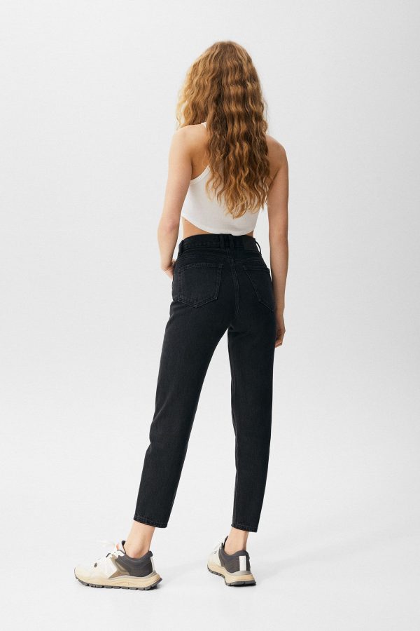 Basic Mom Jeans - 图片 4